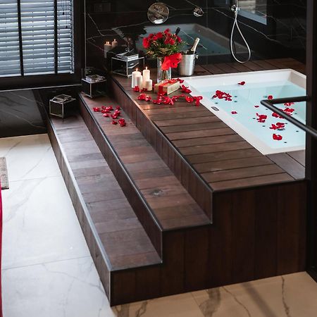 Art Penthouse With Jacuzzi - Krakow Center Apartamento Exterior foto