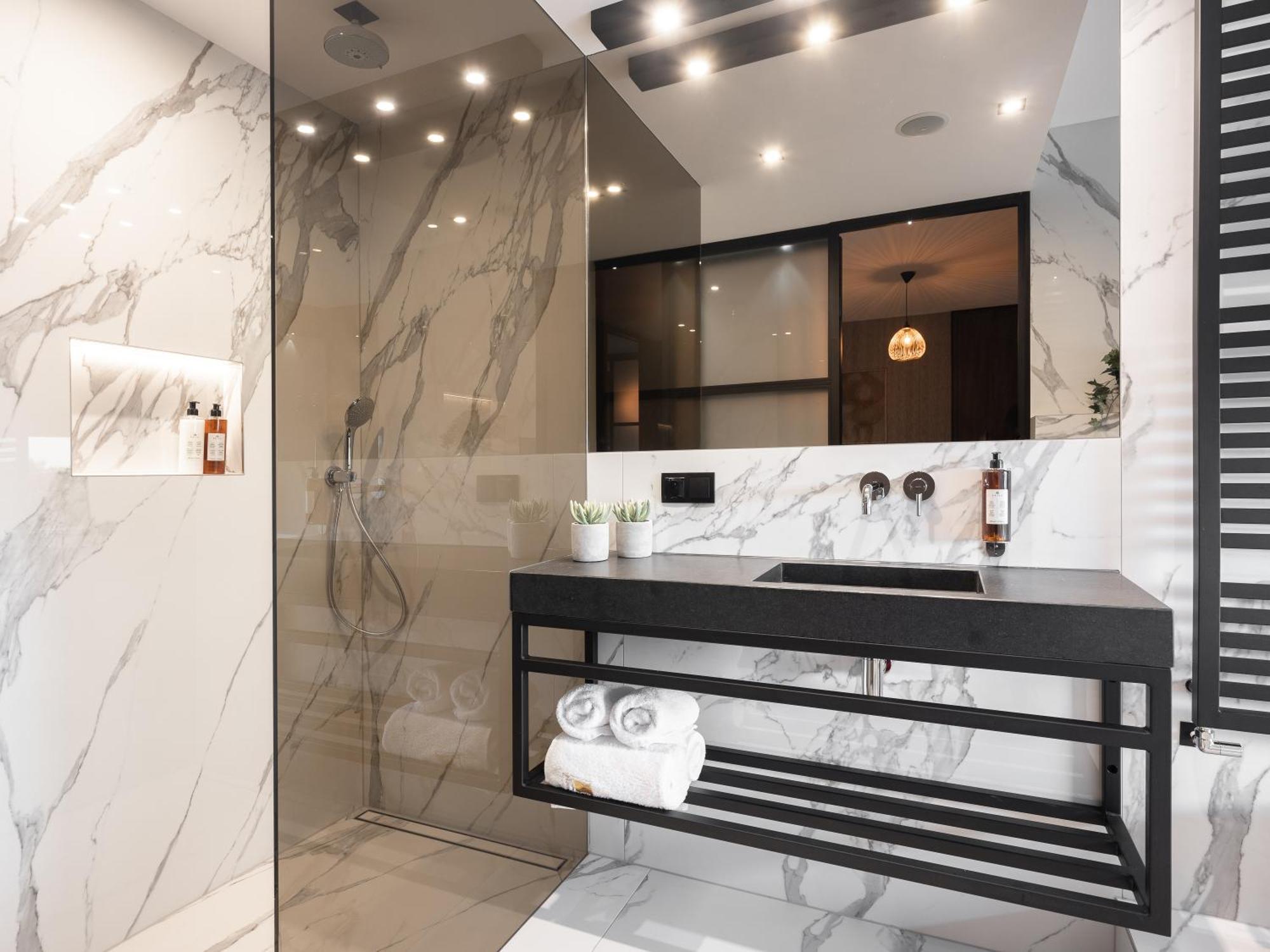 Art Penthouse With Jacuzzi - Krakow Center Apartamento Exterior foto