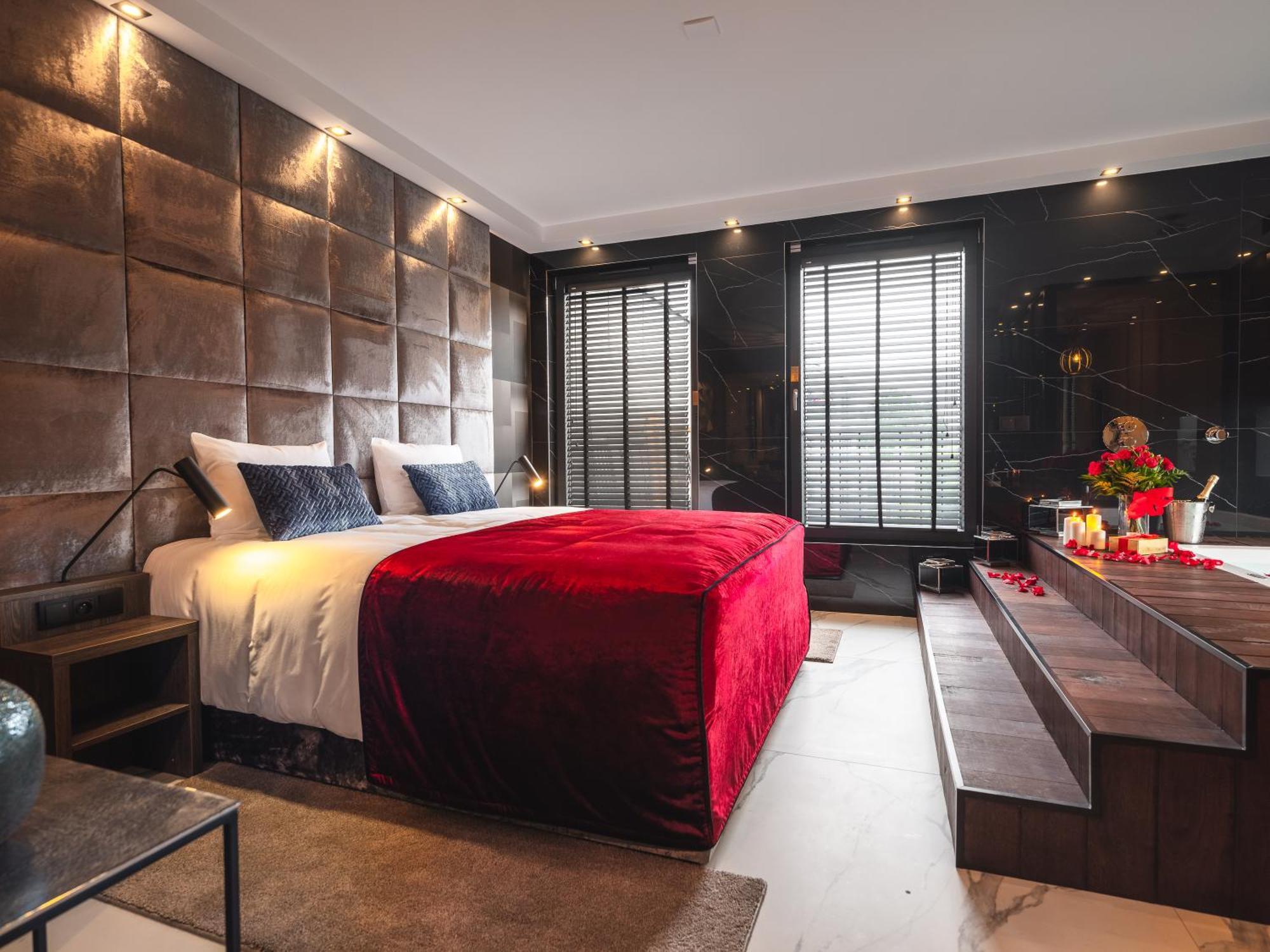 Art Penthouse With Jacuzzi - Krakow Center Apartamento Exterior foto
