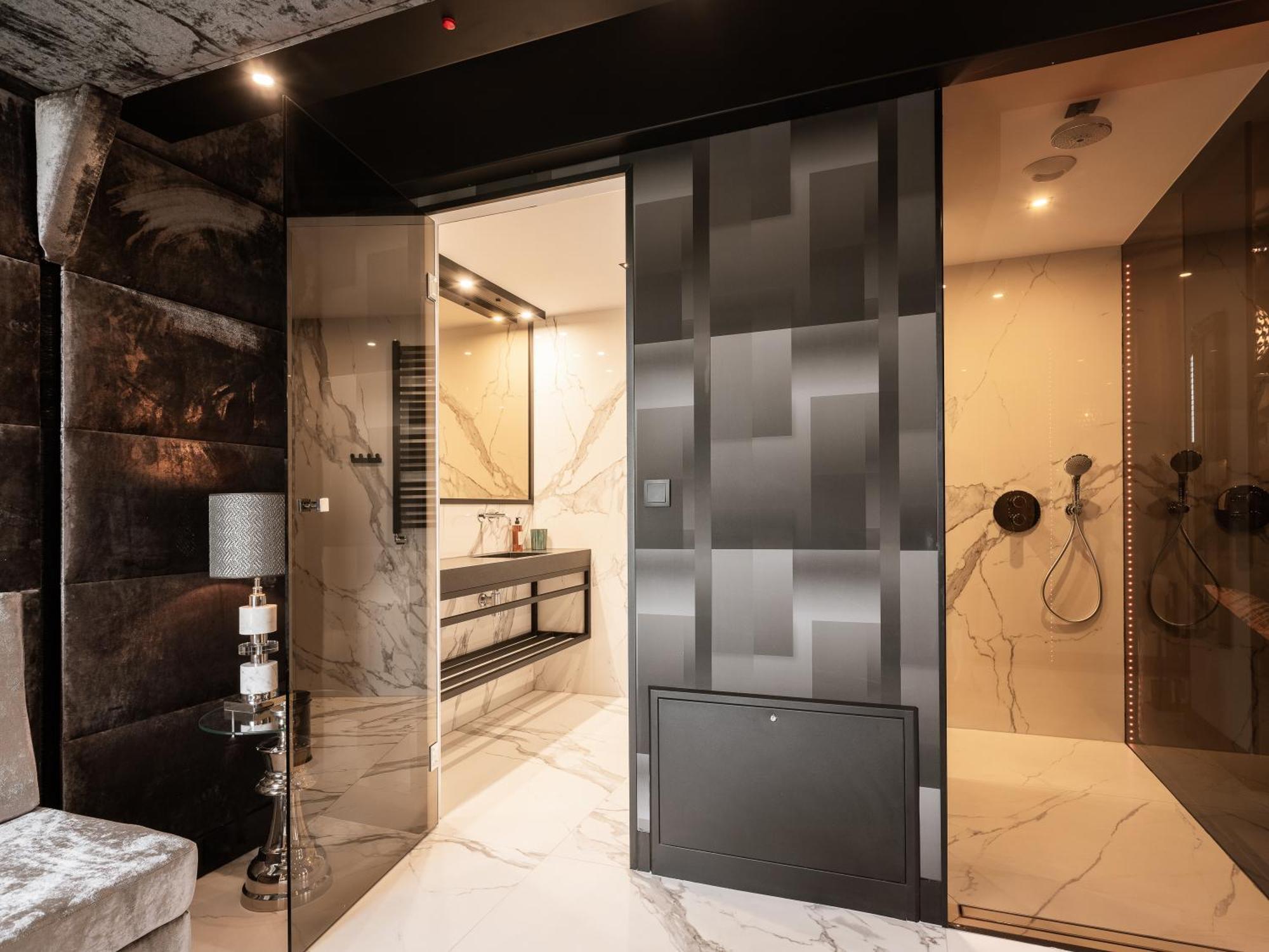 Art Penthouse With Jacuzzi - Krakow Center Apartamento Quarto foto